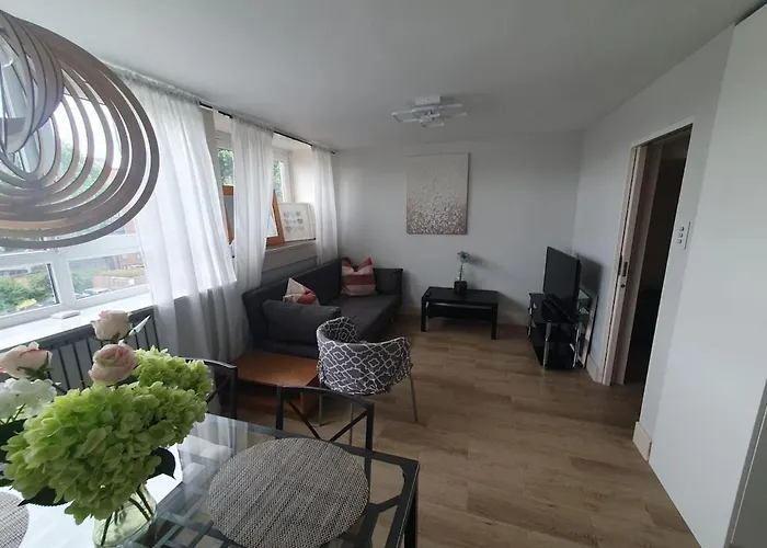 4 Bedroom Flat Near Parks&Transportation - 7 Ppl