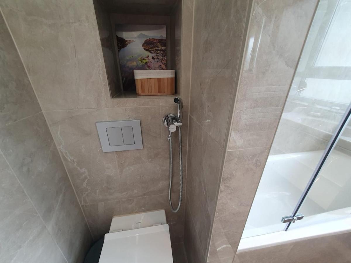 Appartamento 4 Bedroom Flat Near Parks&transportation - 7 Ppl