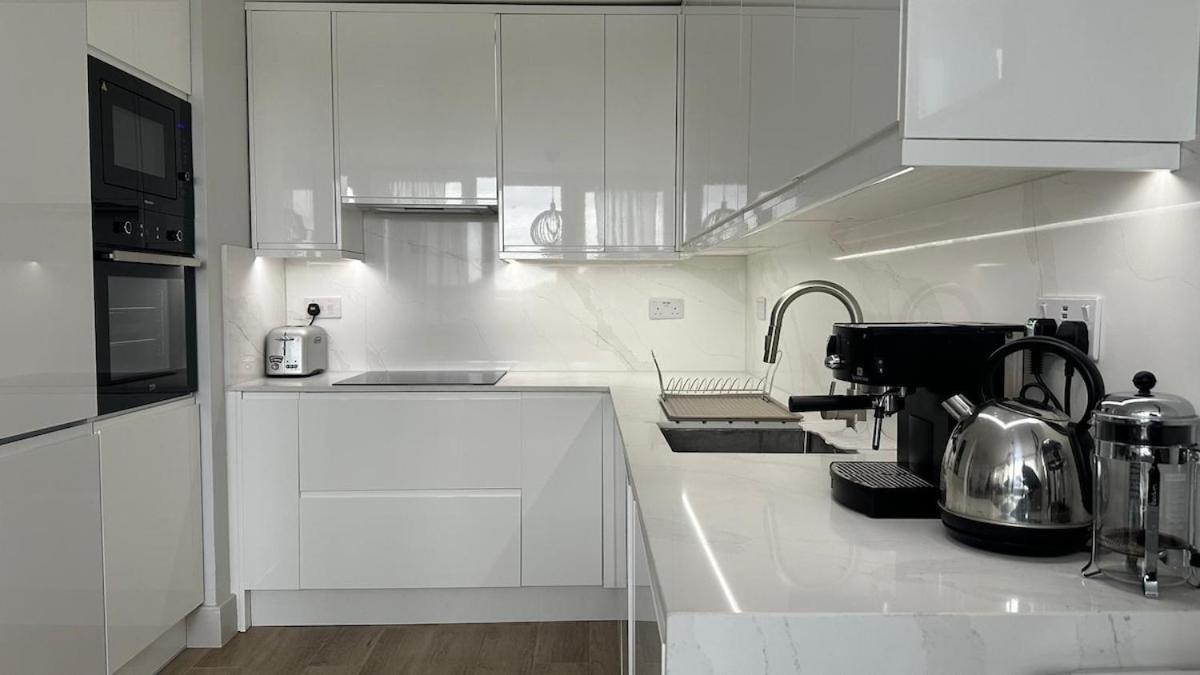 4 Bedroom Flat Near Parks&transportation - 7 Ppl * Londra