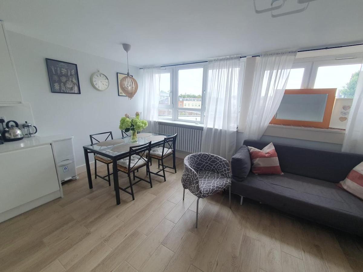 4 Bedroom Flat Near Parks&transportation - 7 Ppl * Londra